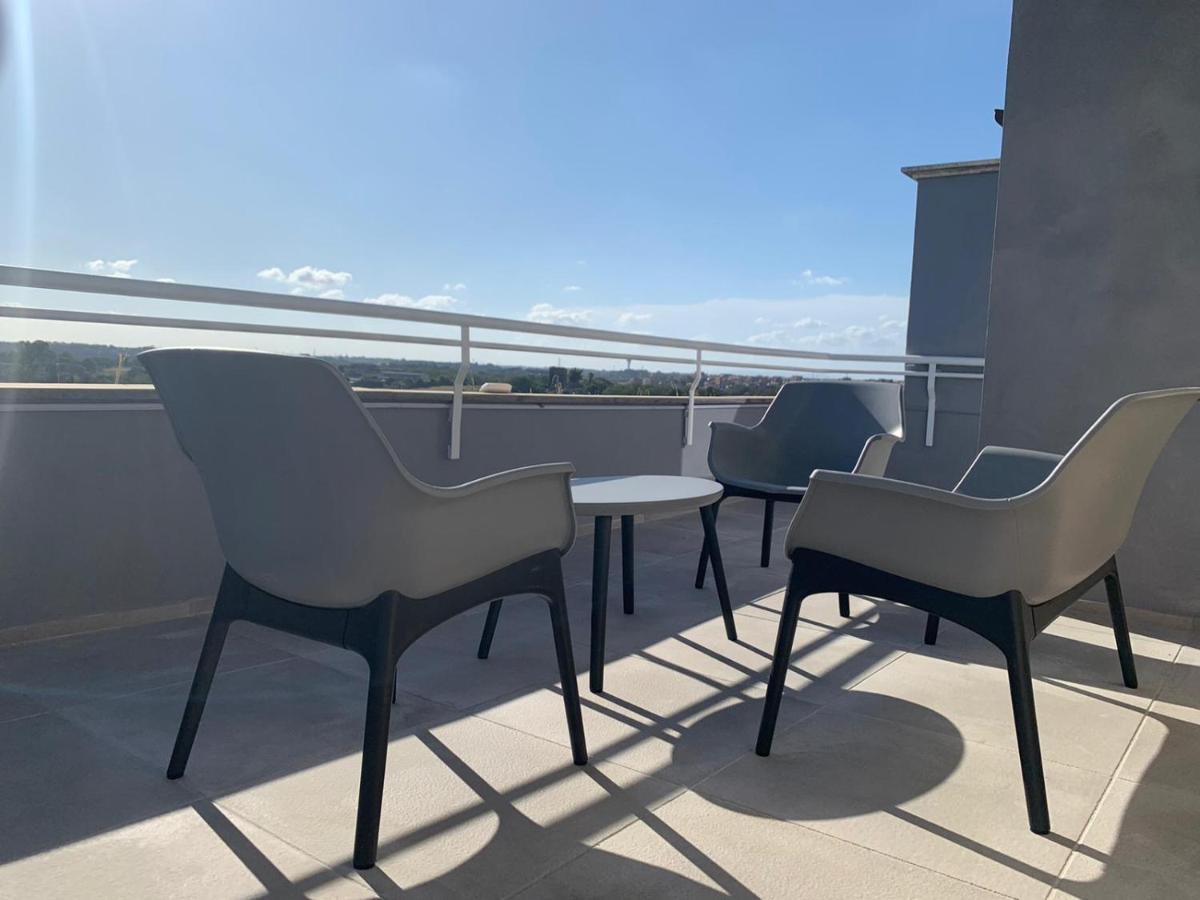 Penthouse Aureliana Attico Con Piscina A Roma Apartment ภายนอก รูปภาพ